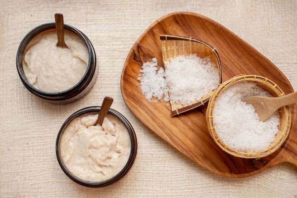 Natural Remedies for Chronic Dry Skin