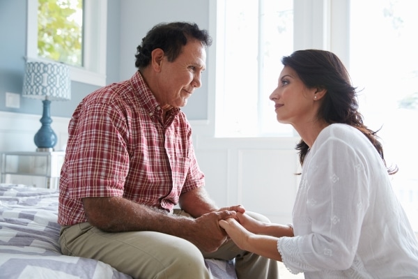 Spot Early Signs of Dementia in Loved Ones
